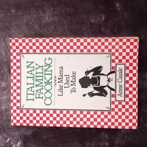 Italian Family Cooking like mama used to make